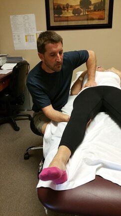 Norm performing counterstrain for lymphatic system